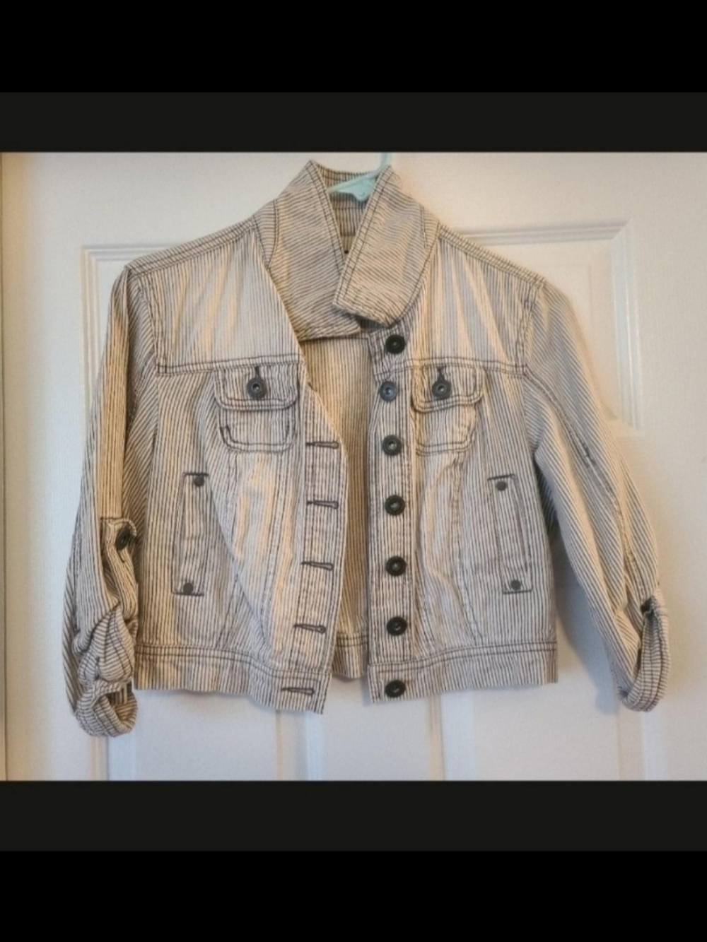 Jean Jacket  - Juniors Medium
Great Condition :)
